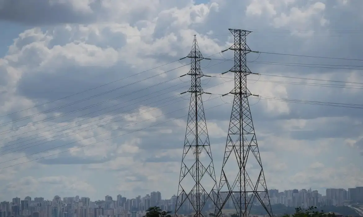 Foto de infraestrutura do sistema elétrico.