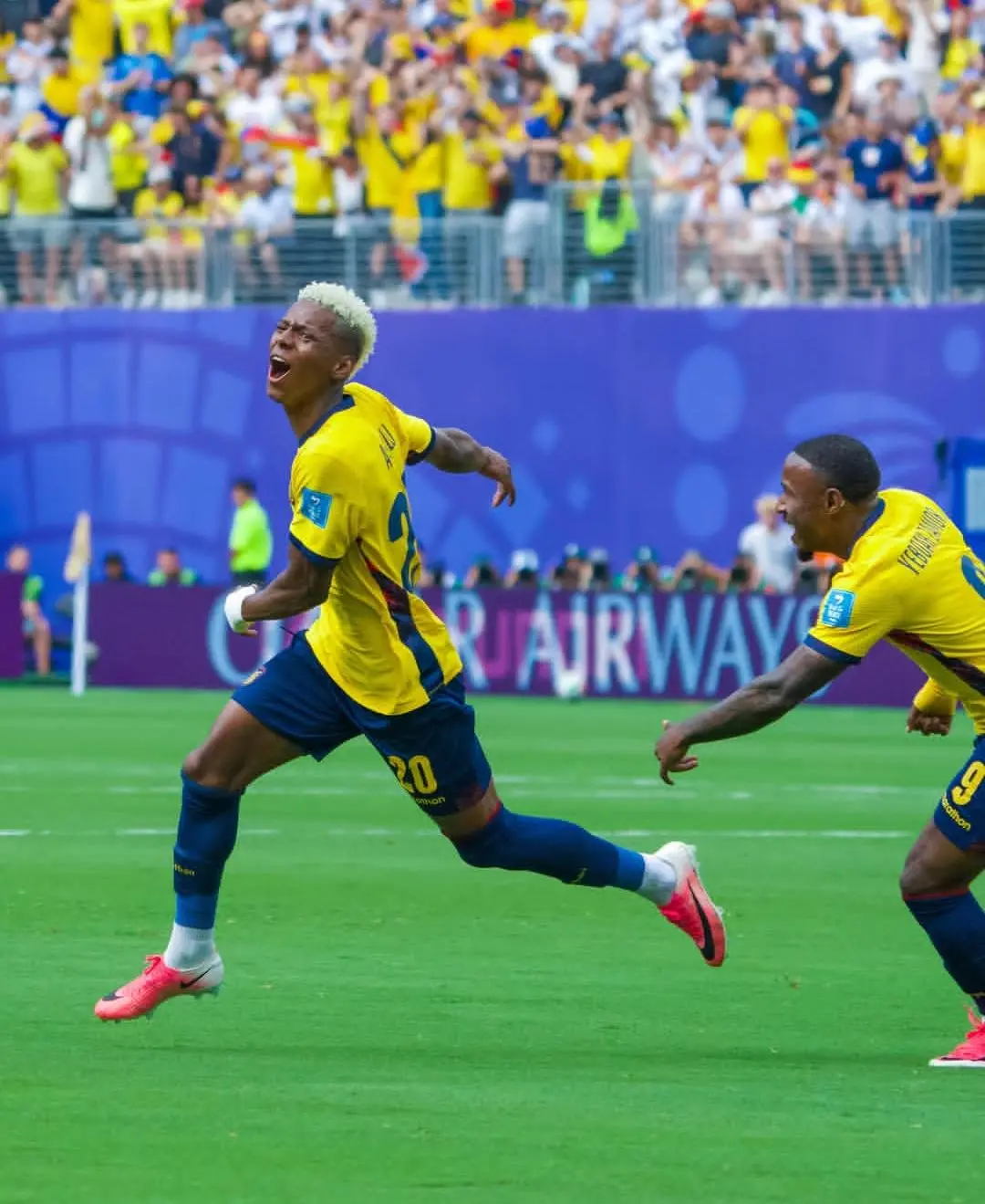 Imagem da notícia Equador vence a Alemanha por 2 a 1 e avança ao mata-mata da Copa do Mundo