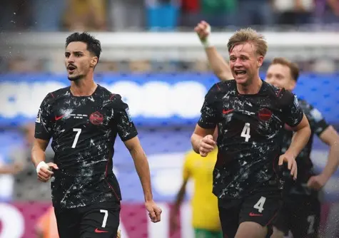 Imagem da notícia Canadá vence África do Sul com gol nos acréscimos e é primeira classificada às oitavas