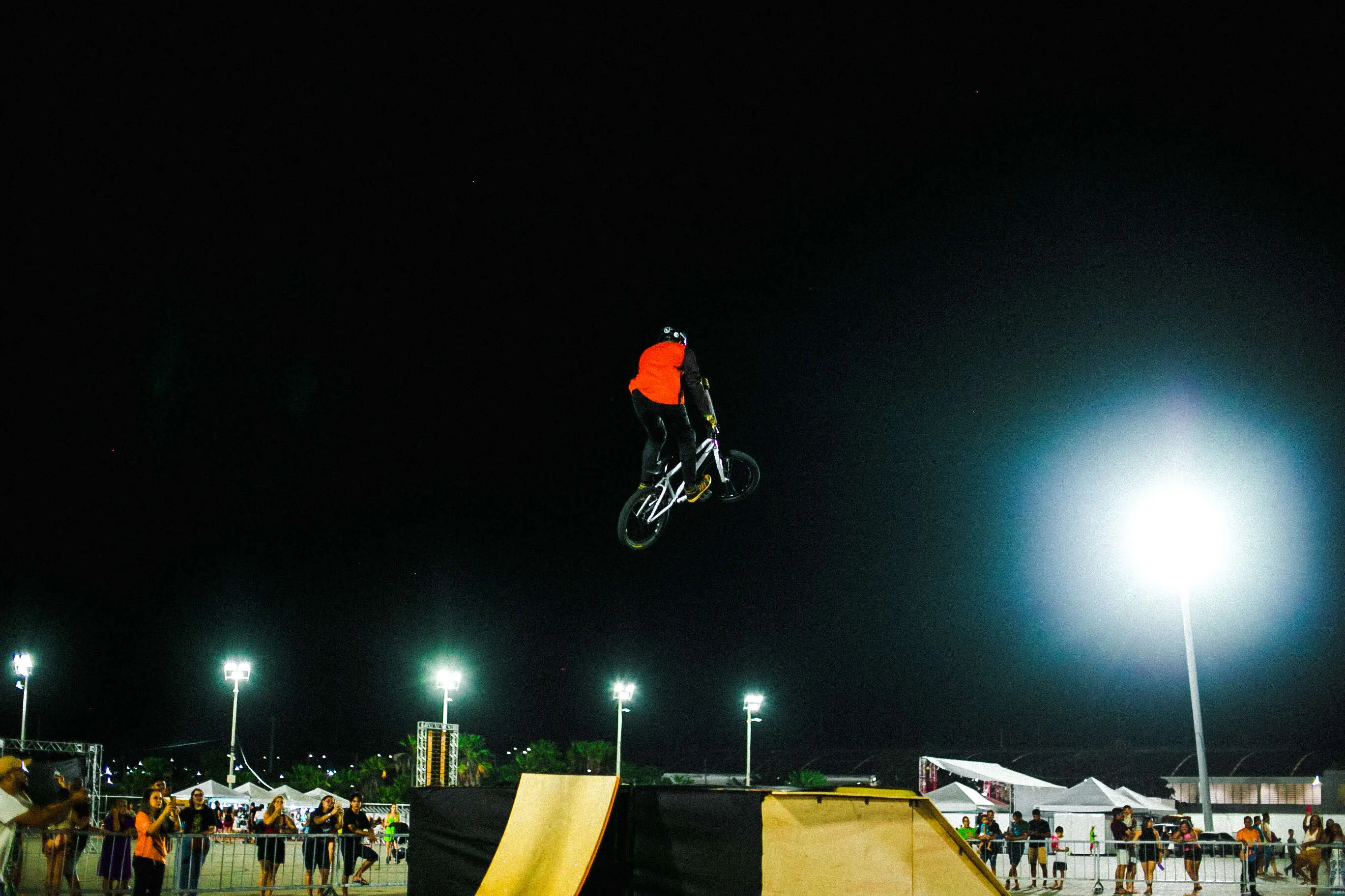 Maraca e-Xtreme 2026 começa nesta quarta com motocross freestyle, skate, artes marciais e e-games