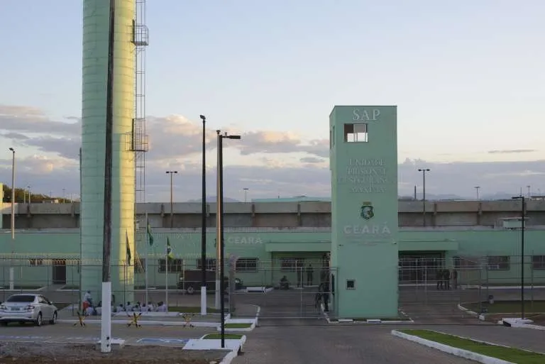 Os líderes das organizações criminosas estão recolhidos na unidade prisional de segurança máxima.