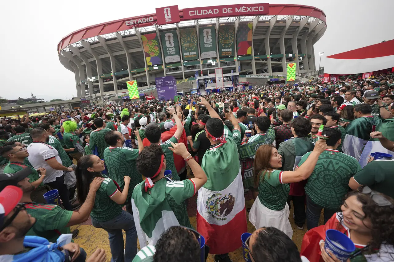Imagem da notícia Três pessoas morrem em festa da Copa do Mundo no México