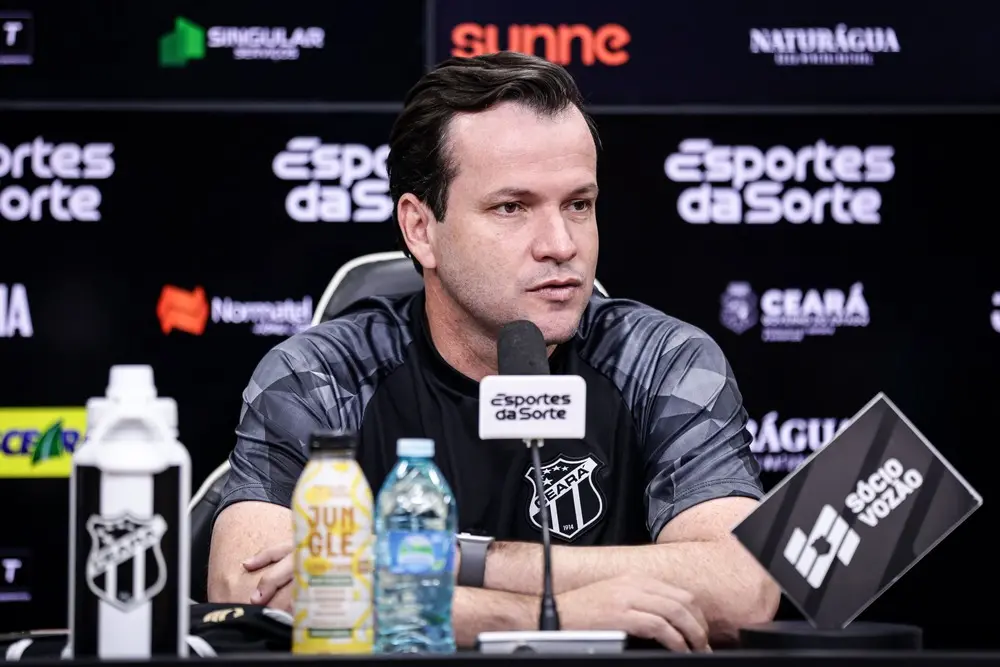 Imagem da notícia Ceará: Daniel Paulista diz que não chega para 'ser o salvador da pátria'