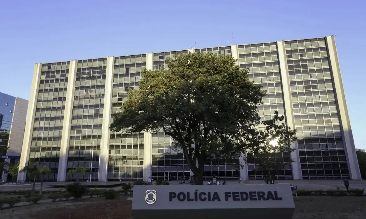Imagem da notícia Brasileiros que sofreram sanções dos EUA são alvos de operação da PF nesta sexta (3)