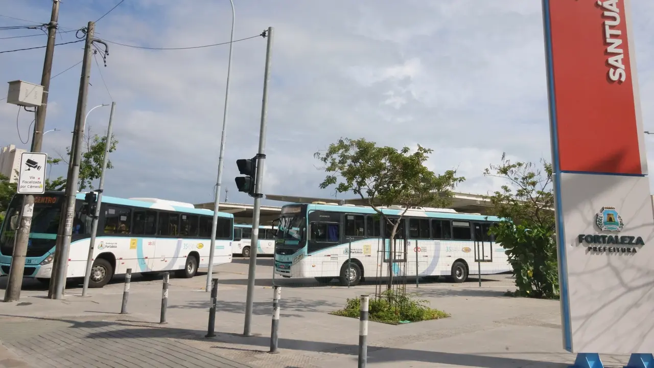 Imagem da notícia Duas novas linhas de ônibus começam a operar em Fortaleza na segunda (6); confira os trajetos