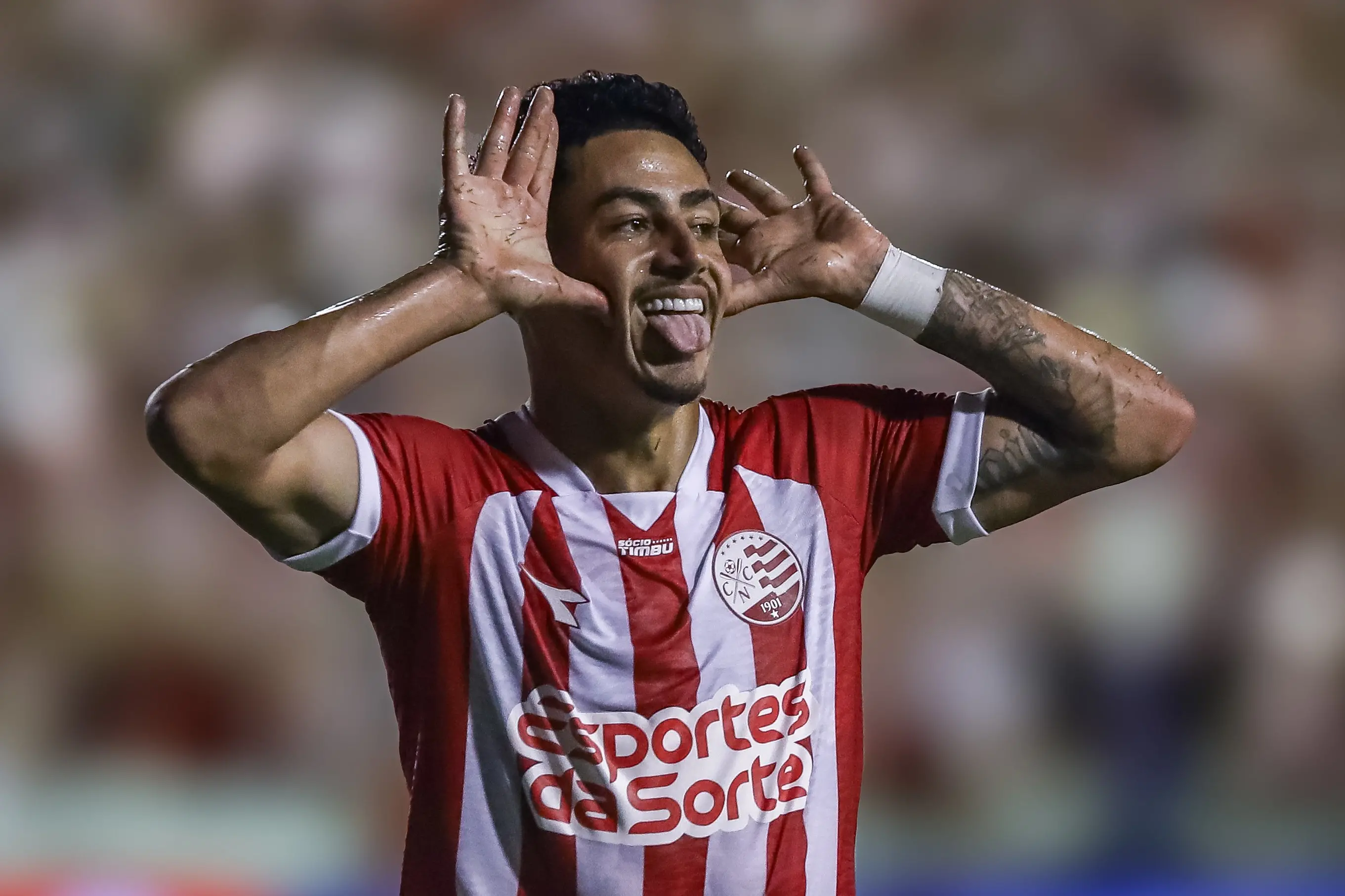 Imagem da notícia Jogos de hoje na TV: veja onde assistir e horário das partidas de domingo (5)