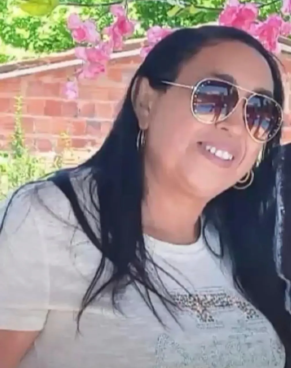 Sandra deixa um filho de 16 anos.