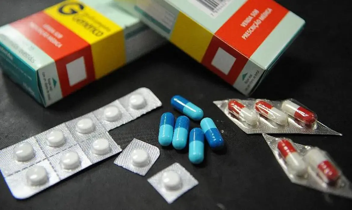 Foto de medicamentos.