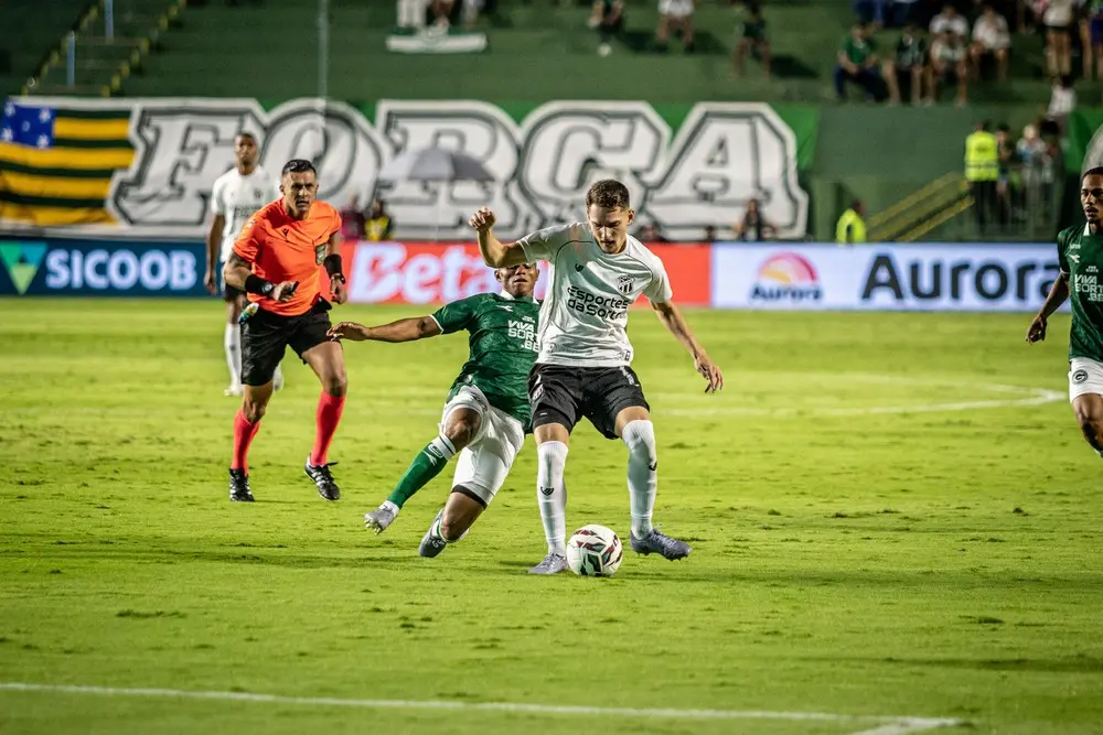 Imagem da notícia Ceará pode entrar na zona de rebaixamento da Série B nesta segunda; veja o cenário
