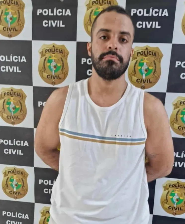 Matheus Anthony é réu pelo feminicídio de Clarissa Costa Gomes.