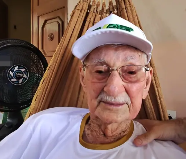 Imagem da notícia Ex-prefeito de Cariré, Aderbal Portela de Aguiar morre aos 108 anos