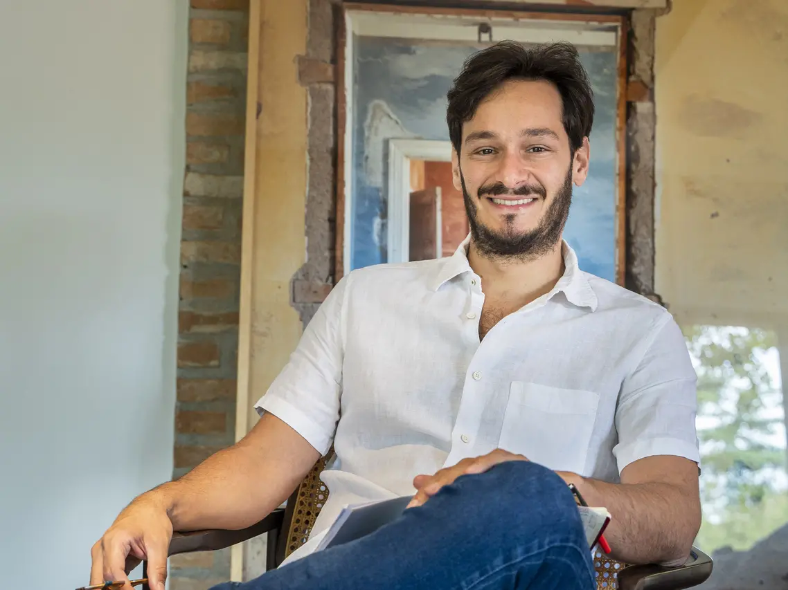 Imagem da notícia Neto de Benedito Ruy Barbosa, Bruno Luperi atualizou legado do avô com remakes de novelas