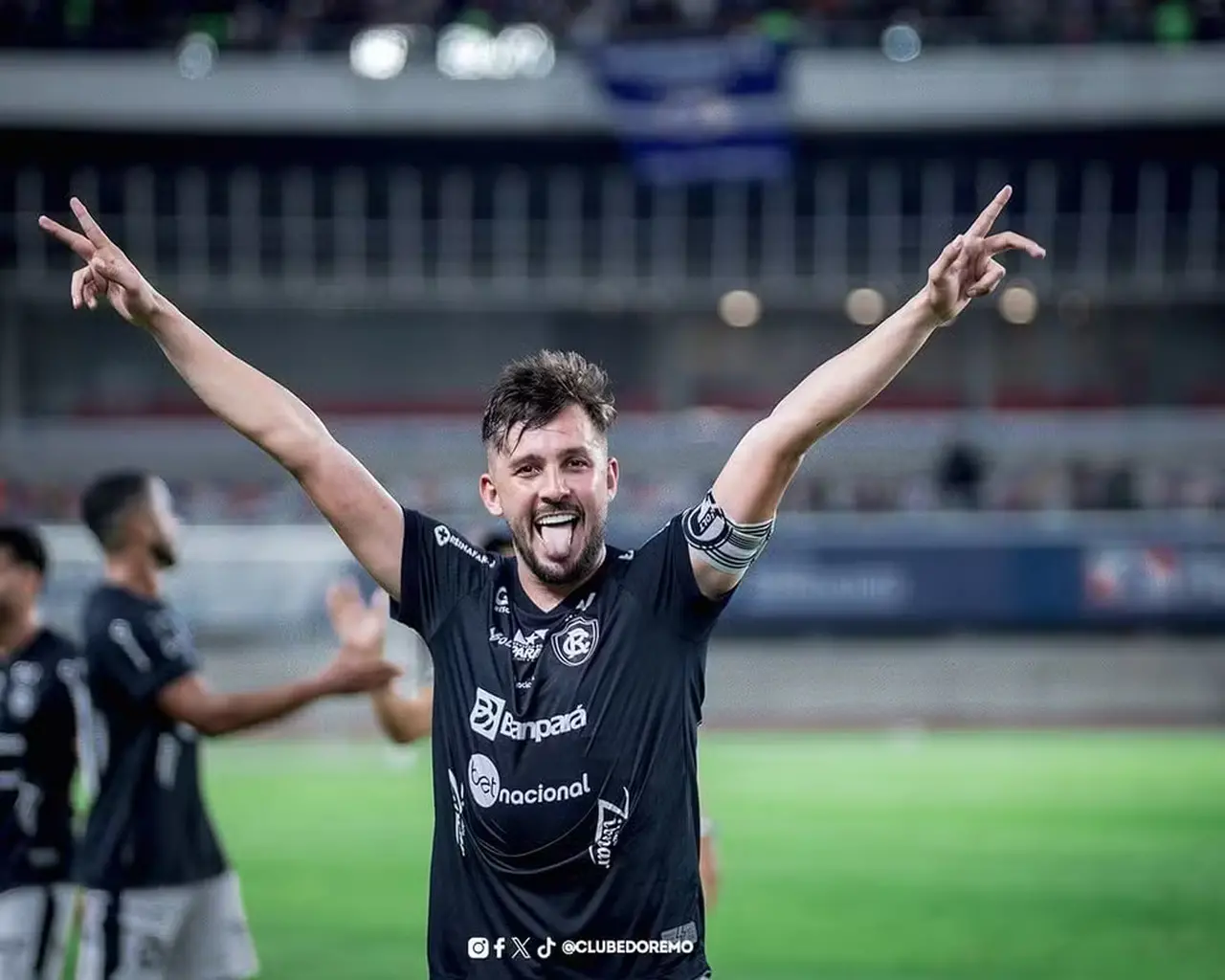 Imagem da notícia Ceará negocia contratação de volante Giovanni Pavani, do Remo