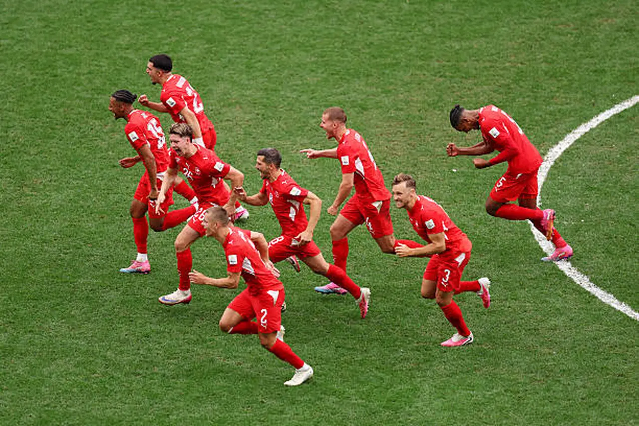 Imagem da notícia Suiça elimina Colômbia nos pênaltis e encara a Argentina nas quartas da Copa do Mundo