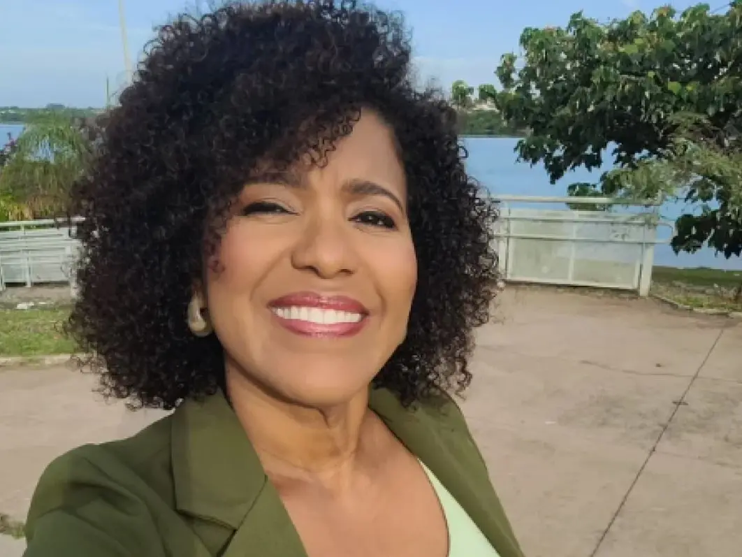 Imagem da notícia Morre Érika Leal, jornalista da TV Record em Brasília, após dois meses em coma