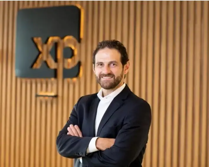 Imagem da notícia ​Conheça Caio Megale, o economista-chefe da XP que estará no DN Business