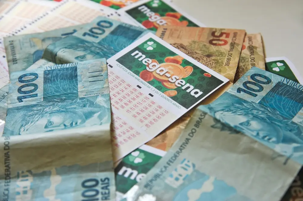 Imagem da notícia Aposta simples acerta seis números da Mega-Sena em MG e leva mais de R$ 43 milhões