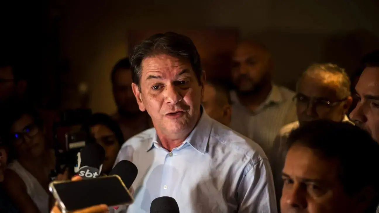 Imagem da notícia Lula fez ‘apelo’ a Júnior Mano para chapa com Cid ao Senado: 'Foi uma coisa entendida'