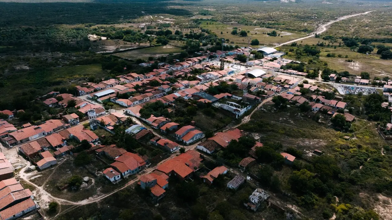 Imagem da notícia 1 ano depois de 'guerra' de facções e expulsões de moradores, como está o distrito de Uiraponga