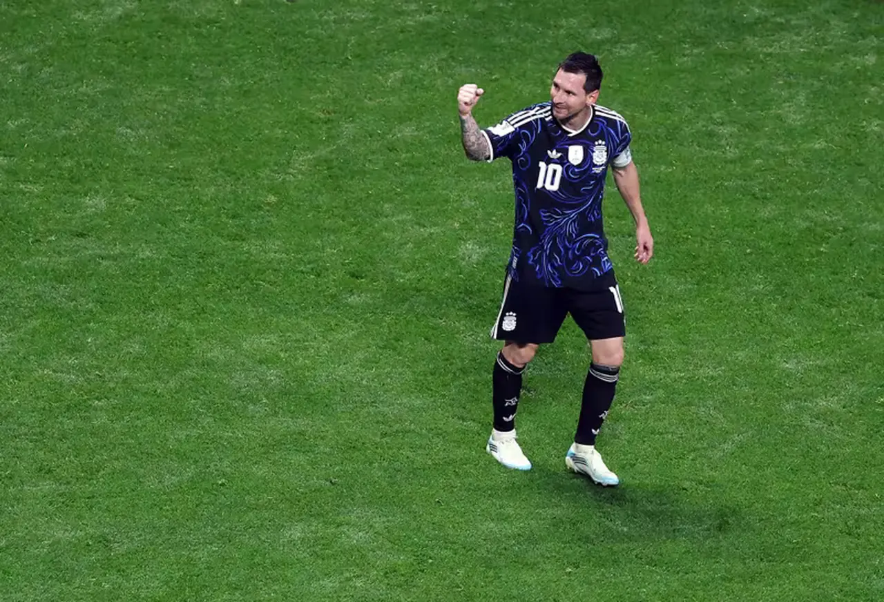 Imagem da notícia Messi chega à final liderando a artilharia da Copa do Mundo: Veja quem está na disputa