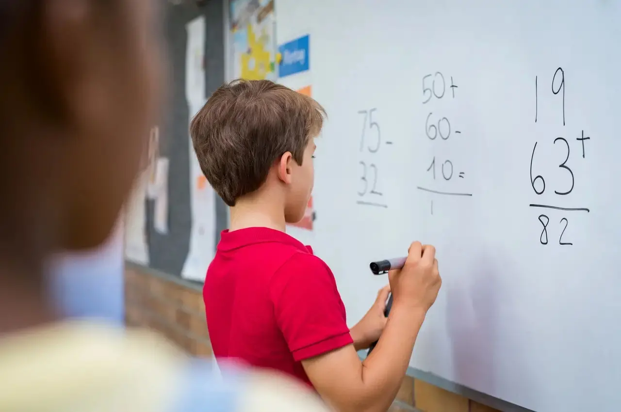 Imagem da notícia Senado aprova educação financeira nas escolas para ensino fundamental e médio
