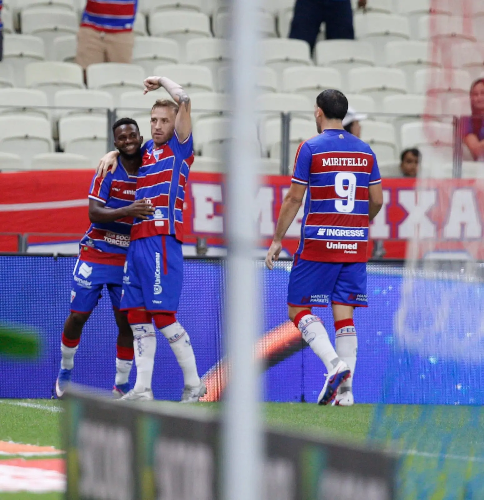 Imagem da notícia Com gol de Vitinho, Fortaleza vence Novorizontino e assume 5ª posição da Série B