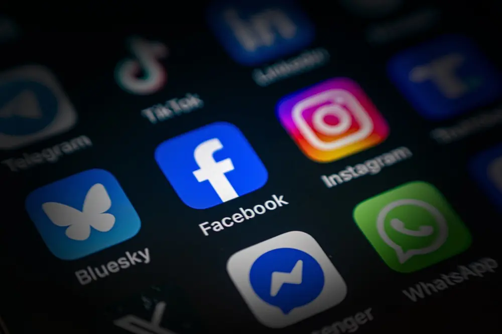 Imagem da notícia Instagram e Facebook apresentam instabilidade global neste domingo (19)