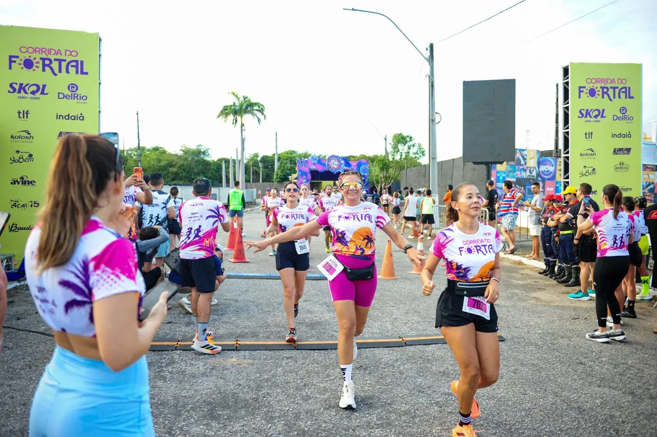 Imagem da notícia Corrida Fortal reúne 2,5 mil participantes em percurso com trio elétrico