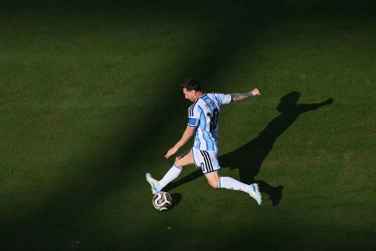 Imagem da notícia Messi se despede da Copa do Mundo com recordes históricos; veja os números
