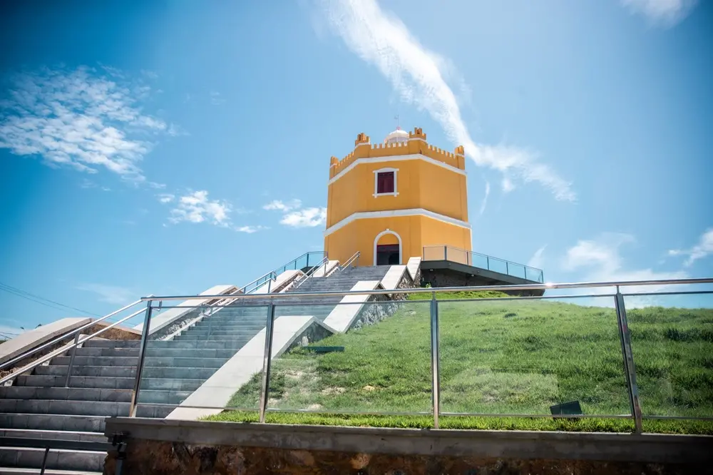 Imagem da notícia Antigo Farol do Mucuripe abre programação cultural e prevê apresentações e exposição