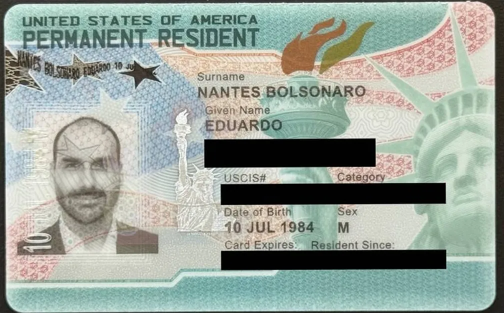 Visto permite que ele trabalhe e estude nos Estados Unidos.