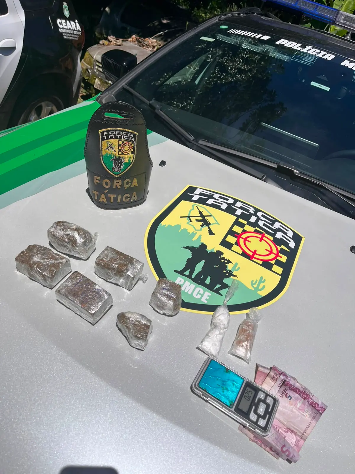 Imagem da notícia Justiça manda soltar ‘Anão do CV’, preso pela PM por suspeita de tráfico de drogas em Pacoti