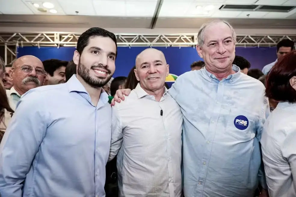 Imagem da notícia Ciro Gomes agradece apoio oficial do PL no Ceará: 'Exemplo para o Brasil'