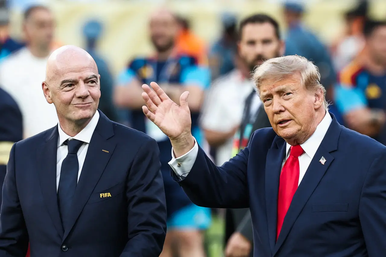 Imagem da notícia Trump quer Gianni Infantino, da Fifa, à frente da ONU, diz jornal