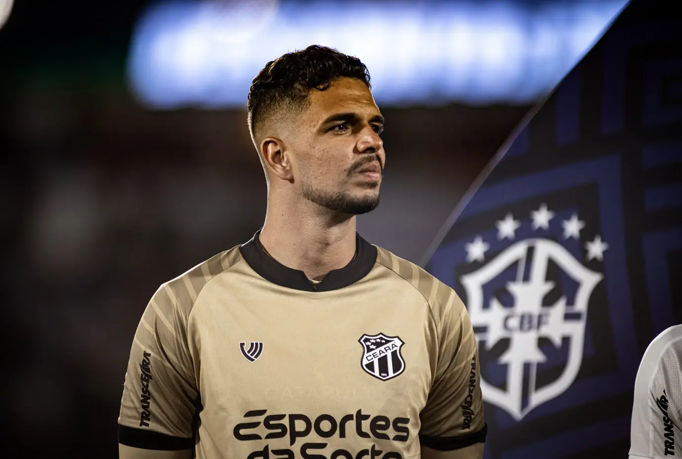 Imagem da notícia Ceará anuncia fim de contrato com Bruno Ferreira