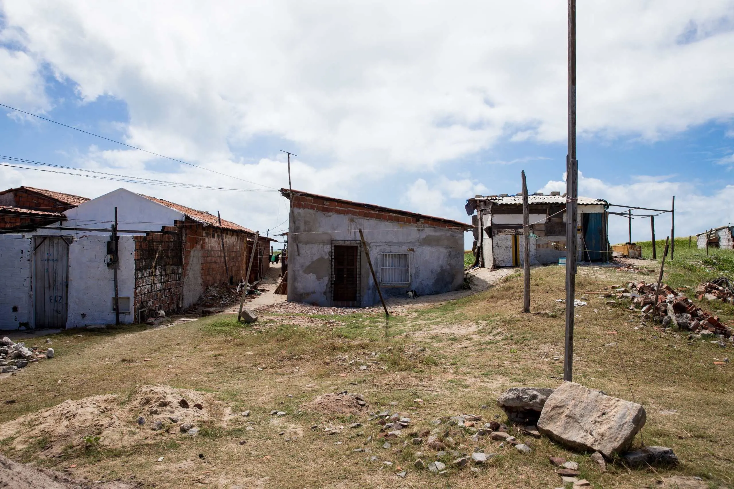 Imagem da notícia Terreno da Dessal em Fortaleza tem quase 250 famílias, mas só 27 foram indenizadas