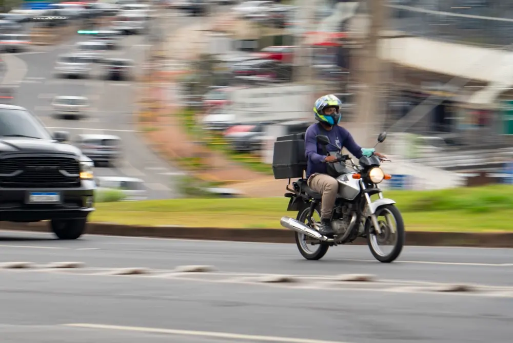 Imagem da notícia Governo lança programa de financiamento de motos para entregadores e motociclistas; confira regras