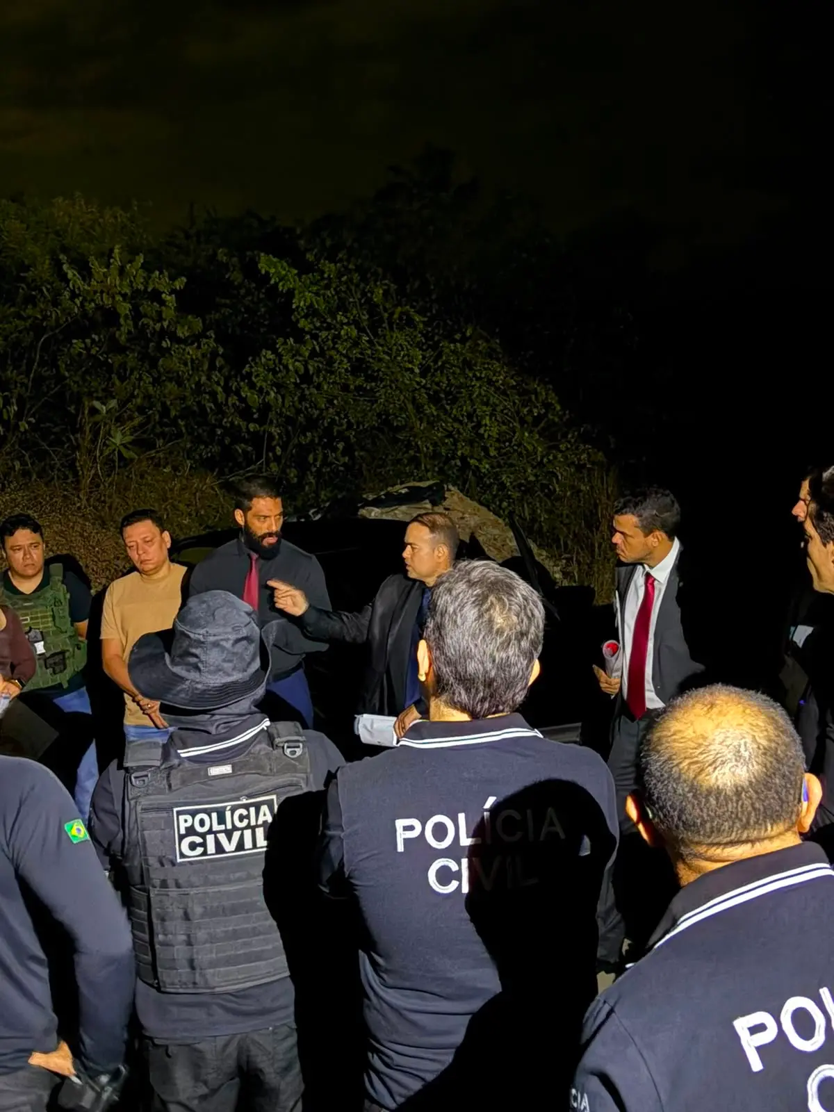 Imagem da notícia Operação do MPCE prende membros do CV que ameaçavam e extorquiam comerciantes no Interior 