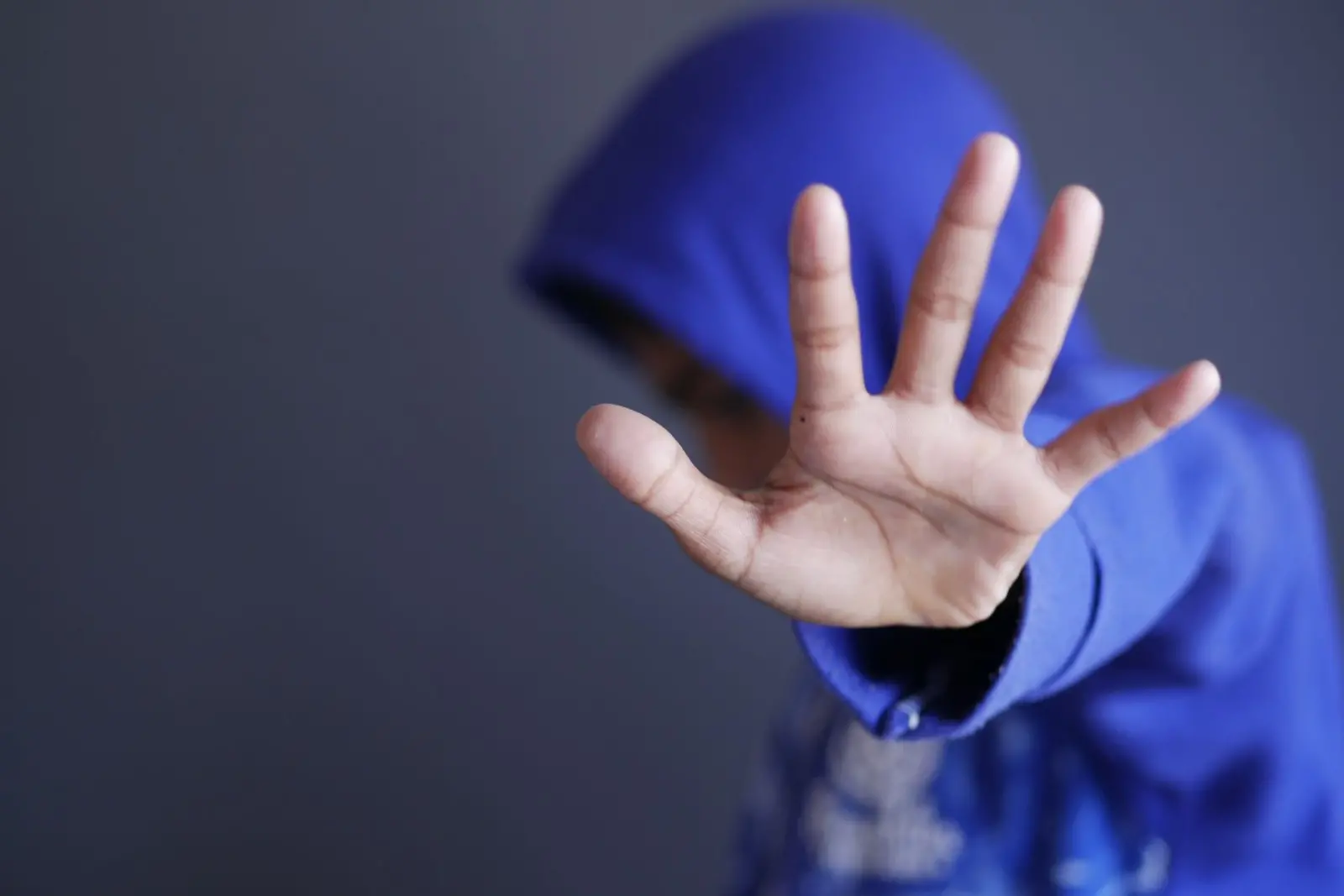 Imagem da notícia Após morte de aluna, colégio do CE nega omissão em relatos de bullying