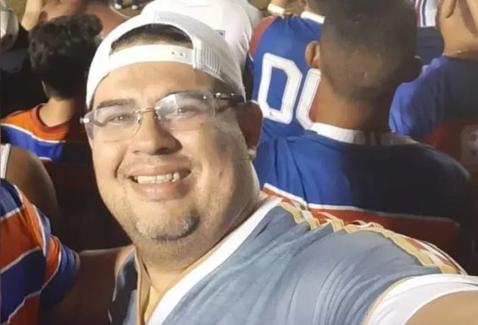 Imagem da notícia Justiça adia júri de ex-PMs acusados de matar advogado em Fortaleza 