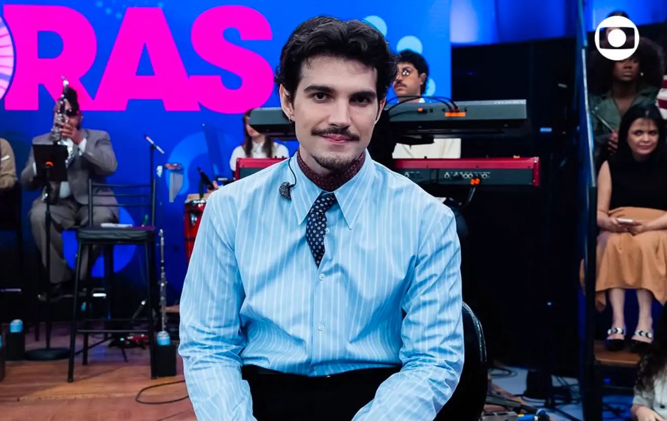 Imagem da notícia Jão apresenta álbum ‘Memórias Póstumas’ no Altas Horas deste sábado (1º)
