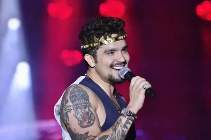 Artista faz show especial em Fortaleza no próximo dia 15.
