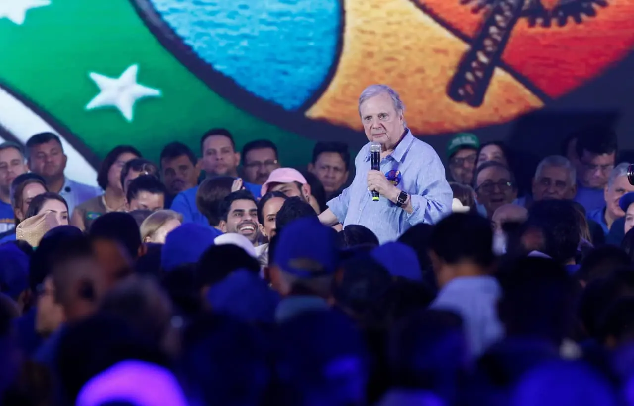 Imagem da notícia Ao lado de Ciro, Tasso fala da união da oposição no Ceará: 