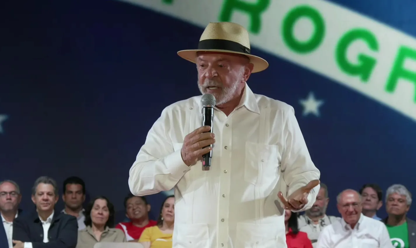 Presidente Lula discursou para aliados e candidatos na convenção nacional do PT.