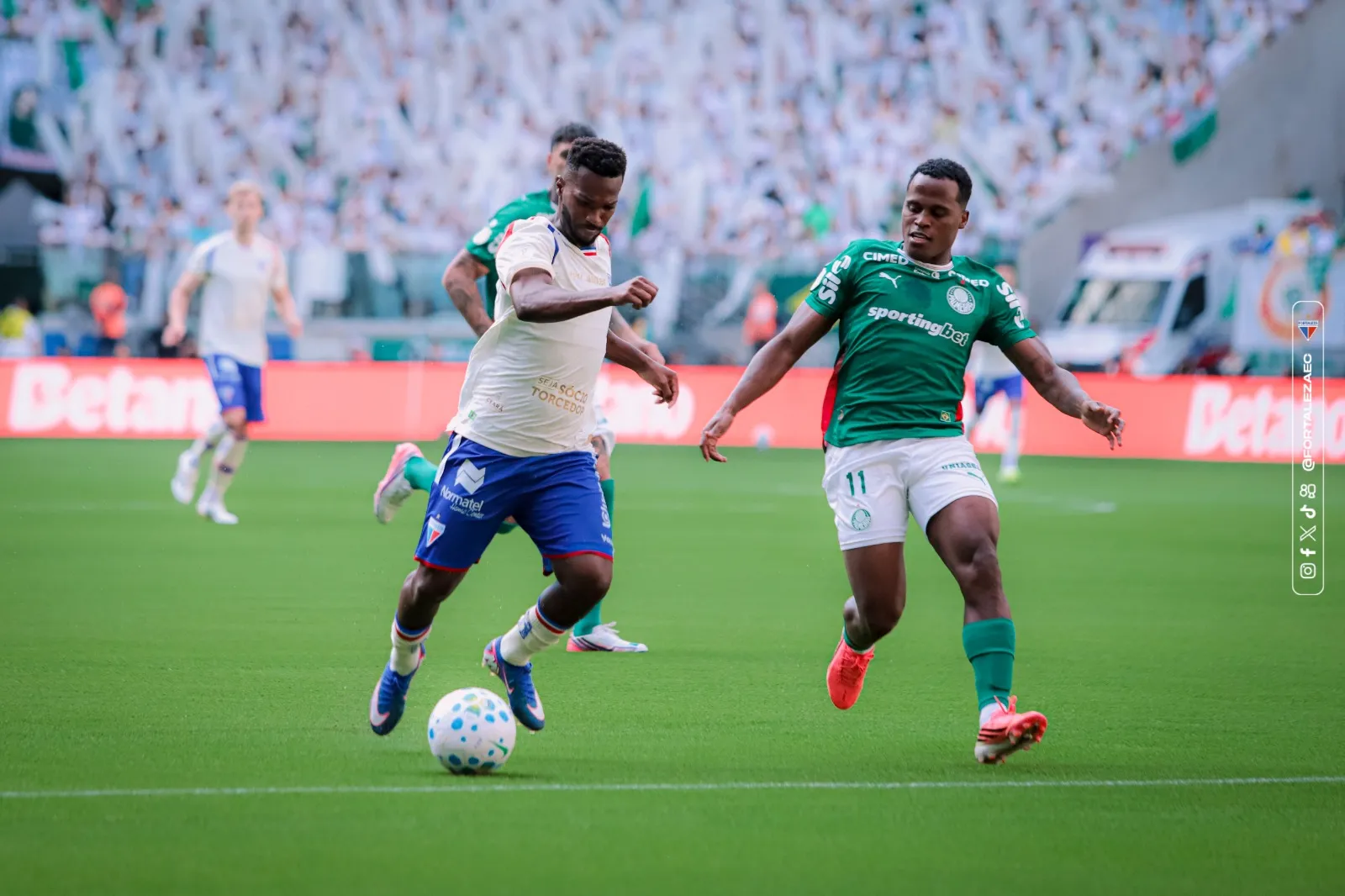 John Arias foi o autor do segundo gol na vitória palmeirense.