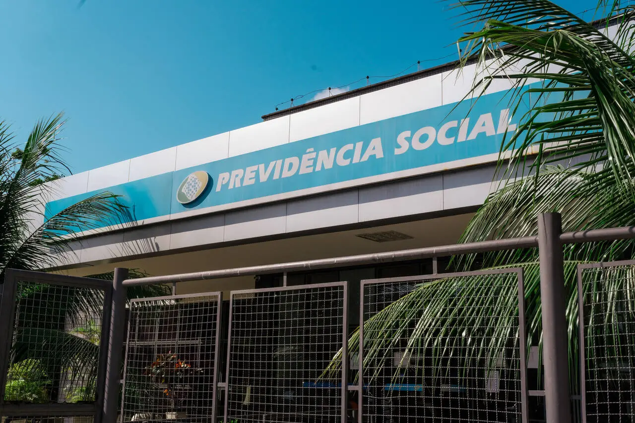 Imagem da notícia Afastamento por saúde mental cresce no Ceará e gera prejuízo milionário: 'Uma cultura de cuidado teria evitado'