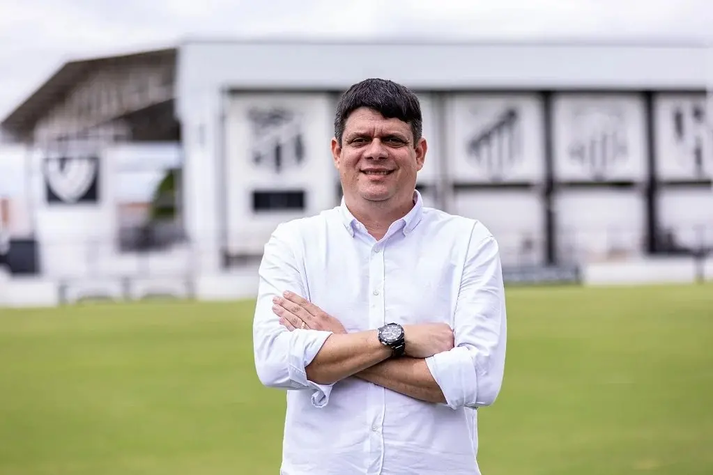 Imagem da notícia Gerente do Ceará define total de reforços para sequência da Série B; veja posições