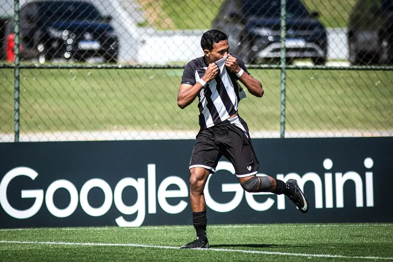 Imagem da notícia Kayck Pará, meia do Ceará, é convocado para a Seleção Brasileira Sub-15