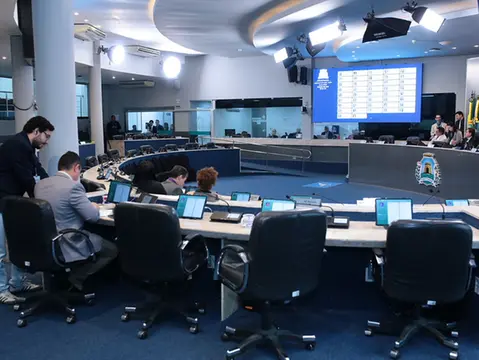 Imagem da notícia: Vereadores aprovam projeto que moderniza sistema de videomonitoramento de Fortaleza