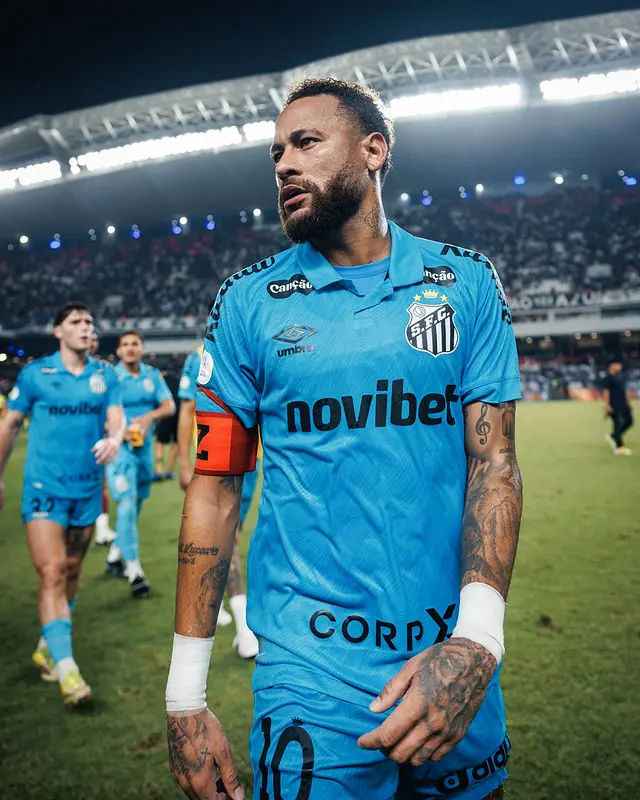 Imagem da notícia Neymar se manifesta após ser chamado de 